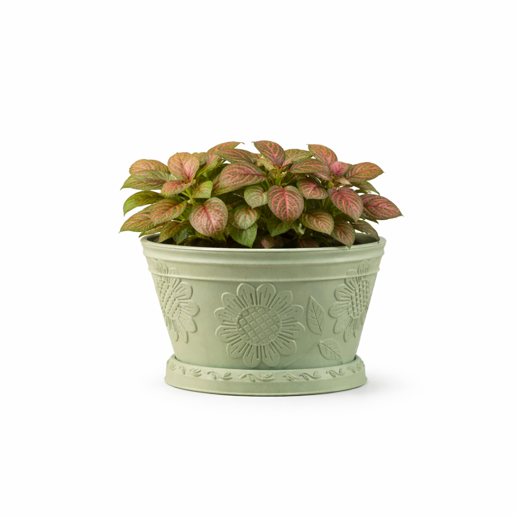 Nile Planter 9.5 Inch